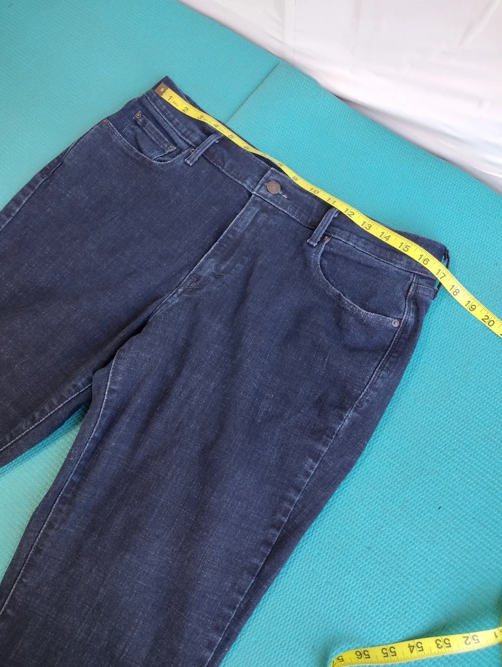 Levi’s 505 Women's Straight Leg High Rise Jeans Stretch Size 32